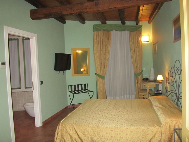 Imagen de la habitación del Hotel Borgovico. Foto 12