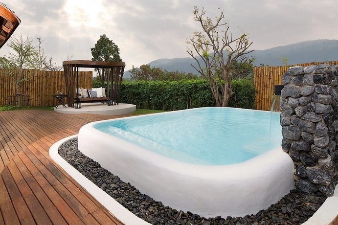 Imagen de la habitación del Hotel Boribot Pool Resort. Foto 17