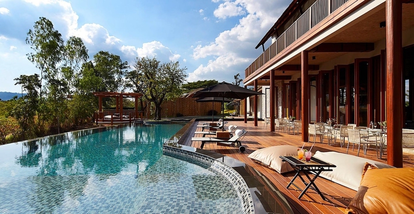 Imagen de la piscina del Hotel Boribot Pool Resort. Foto 19