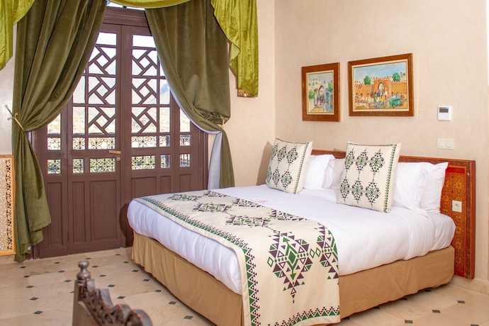 Imagen de la habitación del Hotel Borj Des Cascades. Foto 5