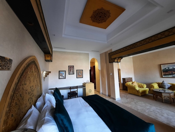 Imagen de la habitación del Hotel Borj Des Cascades. Foto 11