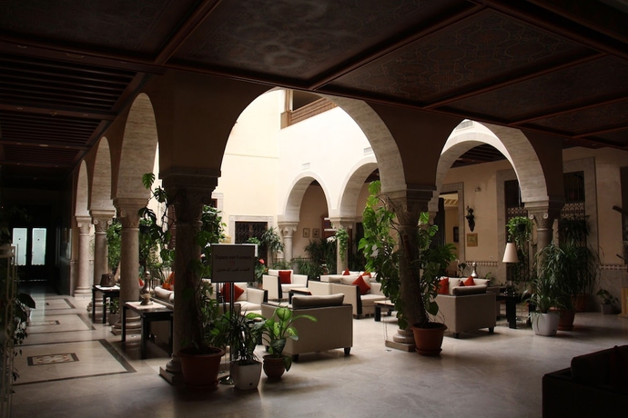 Imagen de los interiores del Hotel Borj Dhiafa. Foto 8