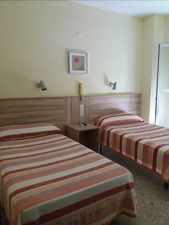 Imagen de la habitación del Hotel Borja. Foto 12