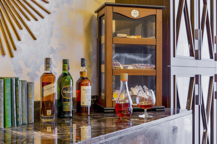 Imagen del bar/restaurante del Hotel Borjomi Likani To Borjomi Likani Health and Spa Centre. Foto 5