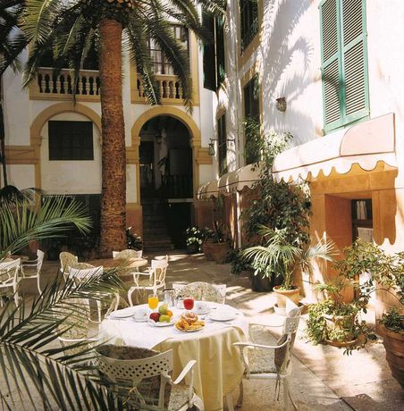 Imagen general del Hotel Born. Foto 2