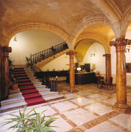 Imagen general del Hotel Born. Foto 3