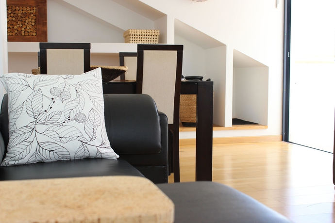 Imagen de los interiores del Hotel Born To Stay In Milfontes. Foto 15