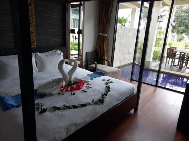 Imagen de la habitación del Hotel Borneo Beach Villas. Foto 2