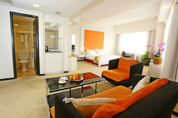 Imagen de la habitación del Hotel Borneo Royale. Foto 9