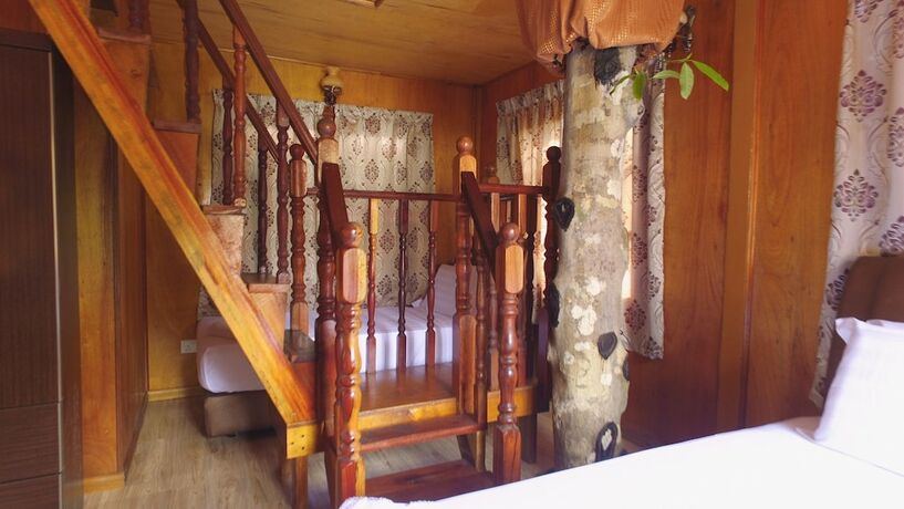 Imagen general del Hotel Borneo Tree House. Foto 4
