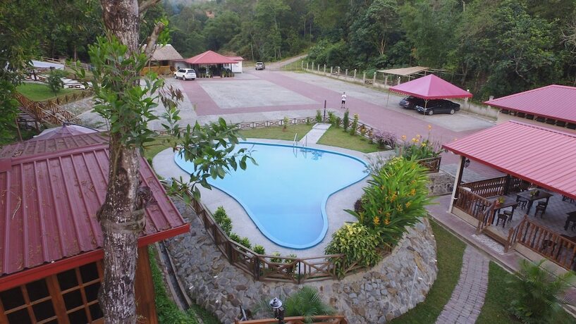 Imagen general del Hotel Borneo Tree House. Foto 11