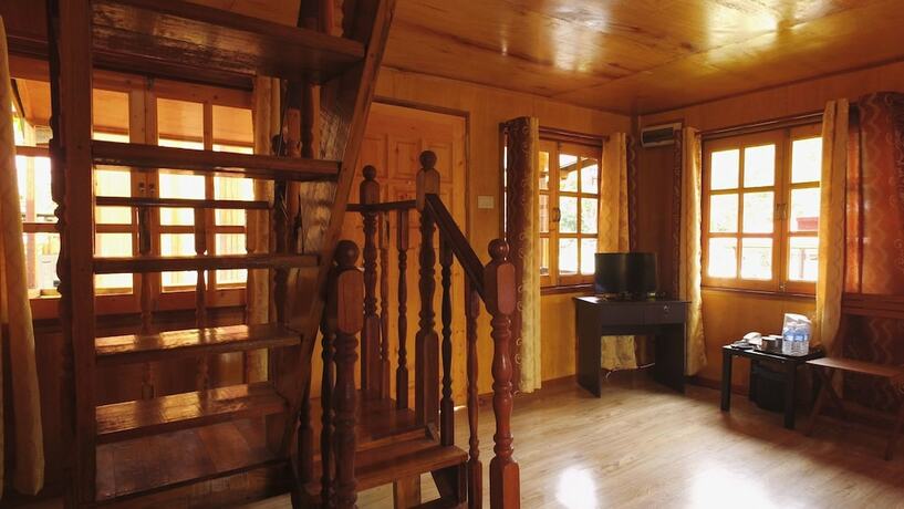 Imagen general del Hotel Borneo Tree House. Foto 13