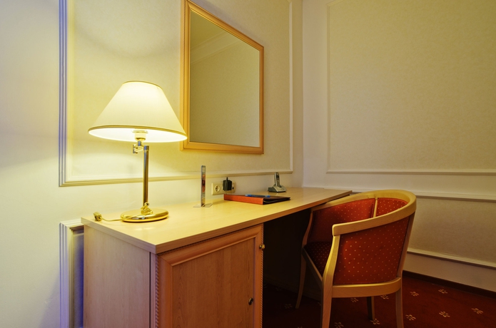 Imagen de los interiores del Hotel Borodino. Foto 15