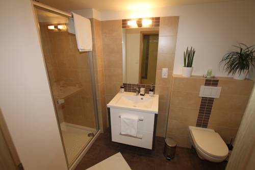 Imagen de la habitación del Hotel Boromeum Residence. Foto 15