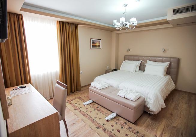 Imagen de la habitación del Hotel Borova, KORCE. Foto 7