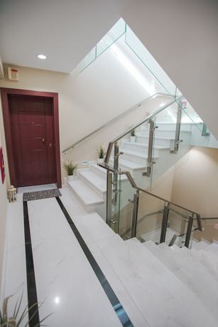 Imagen de los interiores del Hotel Borova, KORCE. Foto 19
