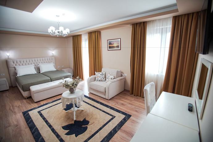 Imagen de la habitación del Hotel Borova, KORCE. Foto 9