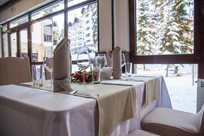 Imagen del bar/restaurante del Hotel Borovets Green. Foto 2