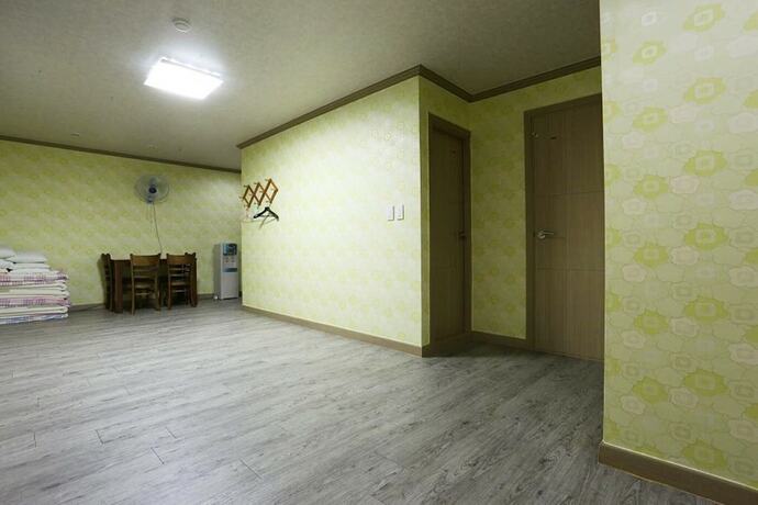 Imagen de la habitación del Hotel Boryeong Gyeongdong Motel. Foto 17