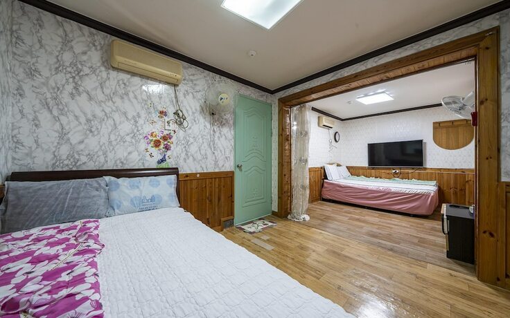 Imagen de la habitación del Hotel Boryeong Hayan Motel. Foto 20