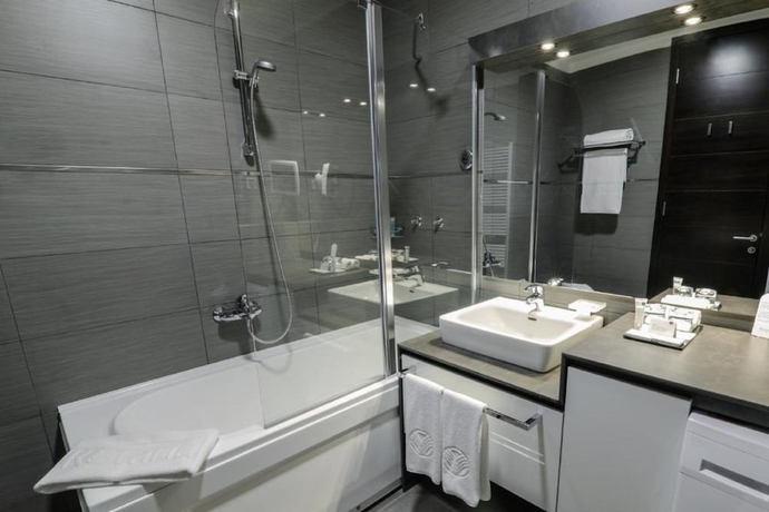 Imagen de la habitación del Hotel Bosmal Arjaan by Rotana. Foto 8