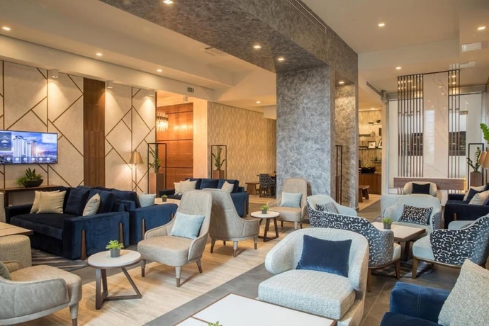 Imagen de los interiores del Hotel Bosmal Arjaan by Rotana. Foto 16