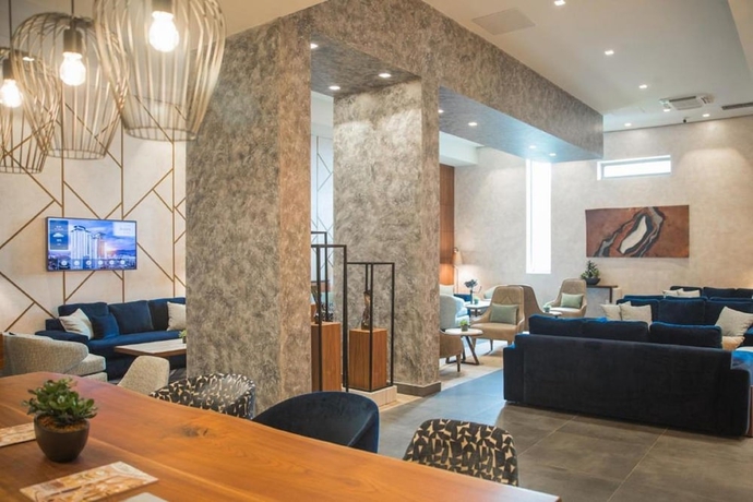 Imagen de los interiores del Hotel Bosmal Arjaan by Rotana. Foto 17