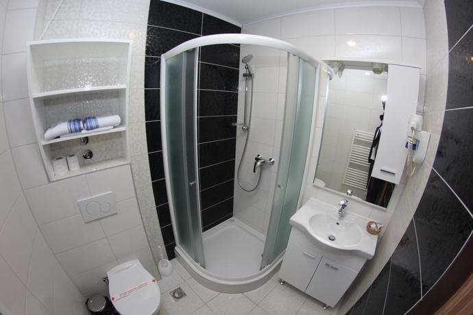 Imagen de la habitación del Hotel Bosna 1. Foto 9