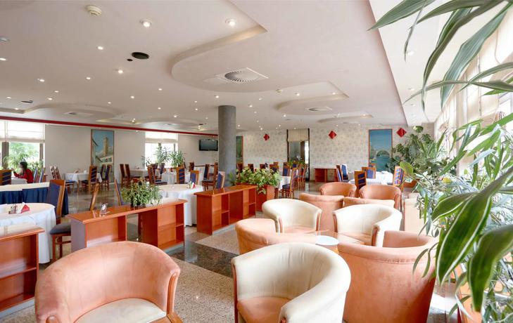 Imagen del bar/restaurante del Hotel Bosna 1. Foto 2
