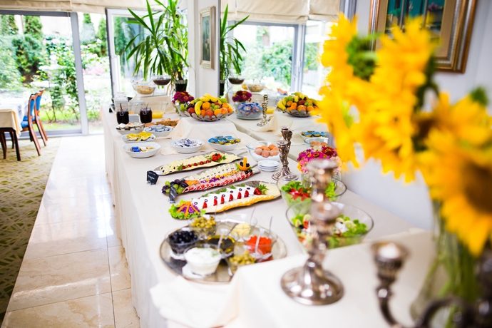 Imagen del bar/restaurante del Hotel Bosnia. Foto 8