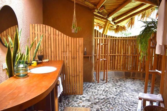 Imagen de la habitación del Hotel Bosque Guardian Lodge. Foto 11