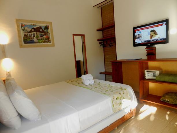 Imagen de la habitación del Hotel Bosques do Massagua&ccedil;u. Foto 9