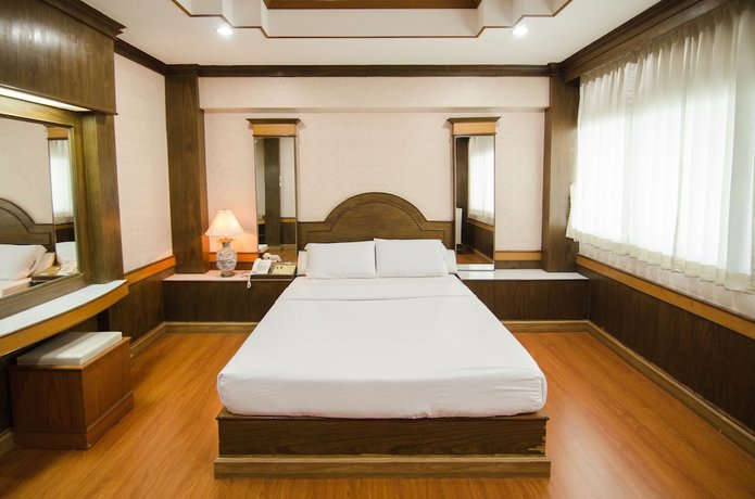 Imagen de la habitación del Hotel Boss, Rangsit. Foto 10