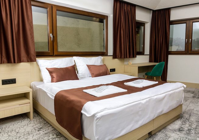 Imagen de la habitación del Hotel Boss, Sarajevo. Foto 18