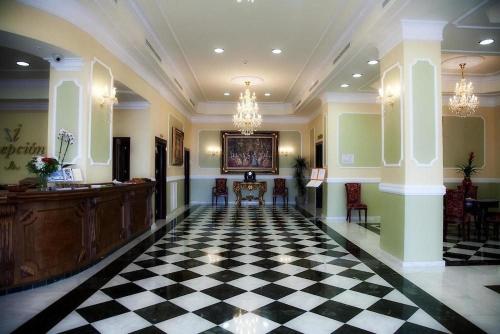 Imagen de los interiores del Hotel Bossh Alicia. Foto 12