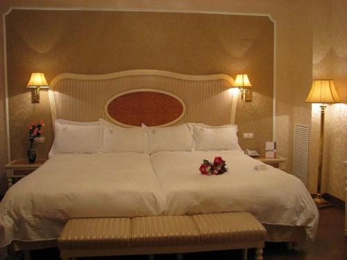 Imagen de la habitación del Hotel Bossh Alicia. Foto 8