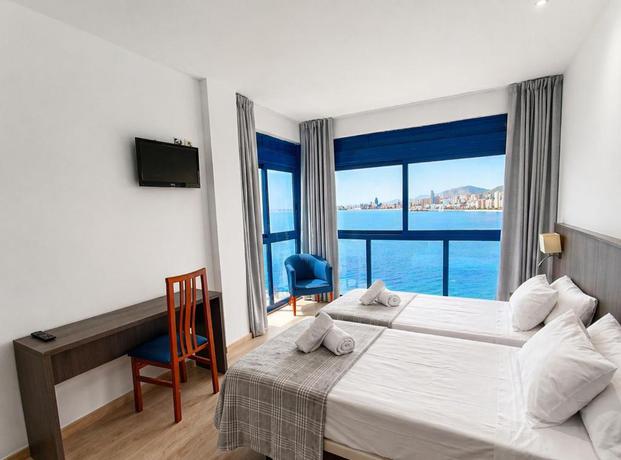Imagen de la habitación del Hotel Bossh Lido. Foto 12