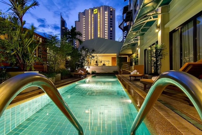 Imagen general del Hotel Bossotel Bangkok. Foto 2
