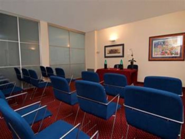 Imagen general del Hotel Boston, Bari. Foto 4