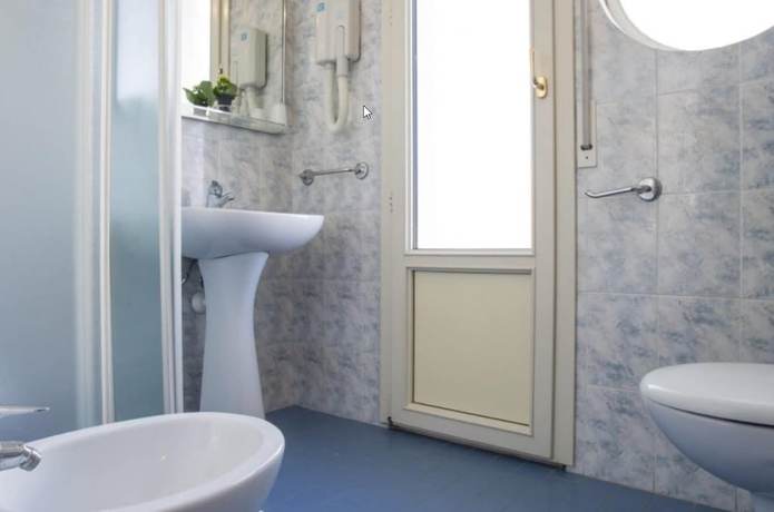 Imagen de la habitación del Hotel Boston, Cattolica. Foto 4
