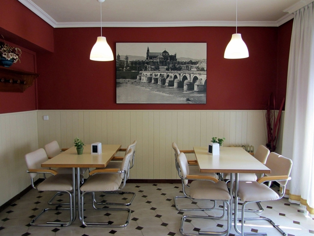 Imagen de los interiores del Hotel Boston, Córdoba. Foto 13