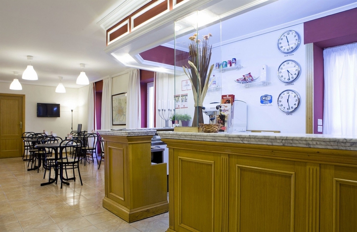 Imagen de los interiores del Hotel Boston, Córdoba. Foto 14