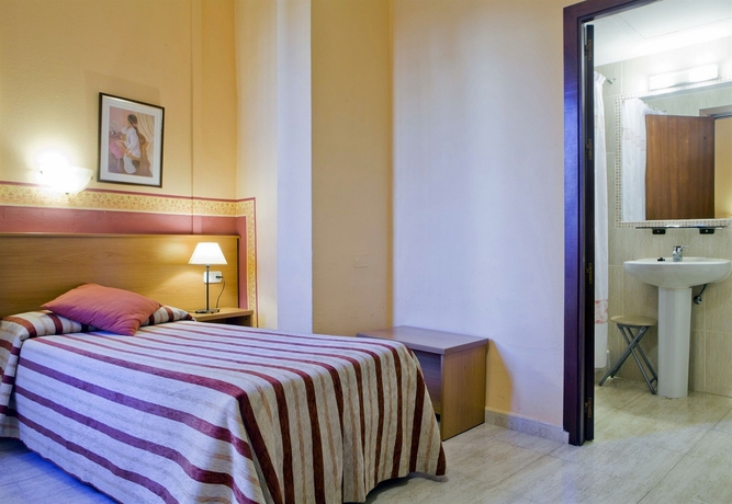 Imagen de la habitación del Hotel Boston, Córdoba. Foto 11