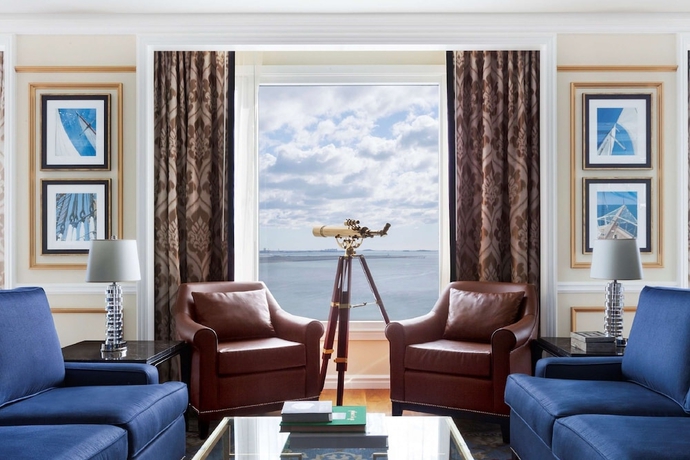 Imagen de la habitación del Hotel Boston Harbor. Foto 2