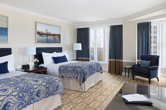 Imagen de la habitación del Hotel Boston Harbor. Foto 12