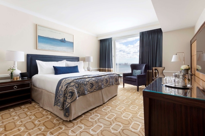 Imagen de la habitación del Hotel Boston Harbor. Foto 15