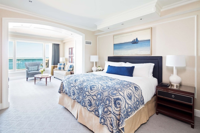 Imagen de la habitación del Hotel Boston Harbor. Foto 16