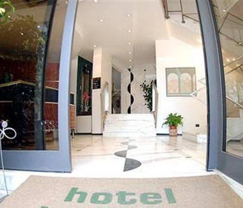 Imagen general del Hotel Boston, Livorno. Foto 1