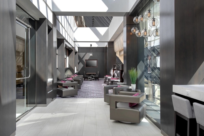 Imagen del bar/restaurante del Hotel Boston Marriott Cambridge. Foto 3