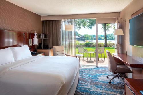 Imagen de la habitación del Hotel Boston Marriott Newton. Foto 18